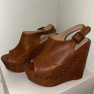 Wild Diva Lounge Tan Platform Wedge Sandals